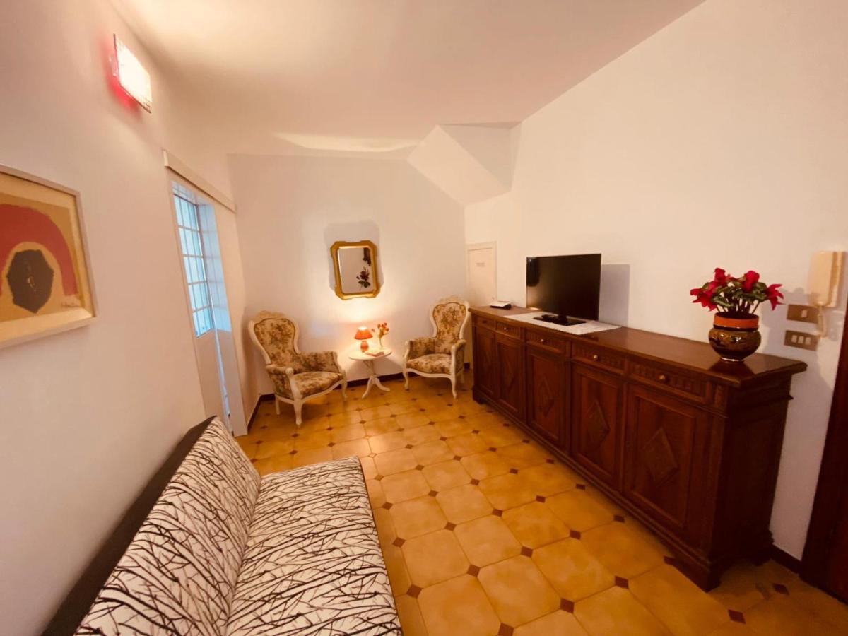 Апартаменти Casa Mariuccia A Due Passi Dal Mare Фінале-Лігуре Екстер'єр фото
